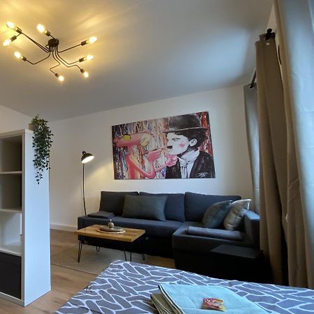 Charlie , Solingen Mitte, Ferien/Messe Wohnung Fuer Bis Zu 5 Personen Kültér fotó