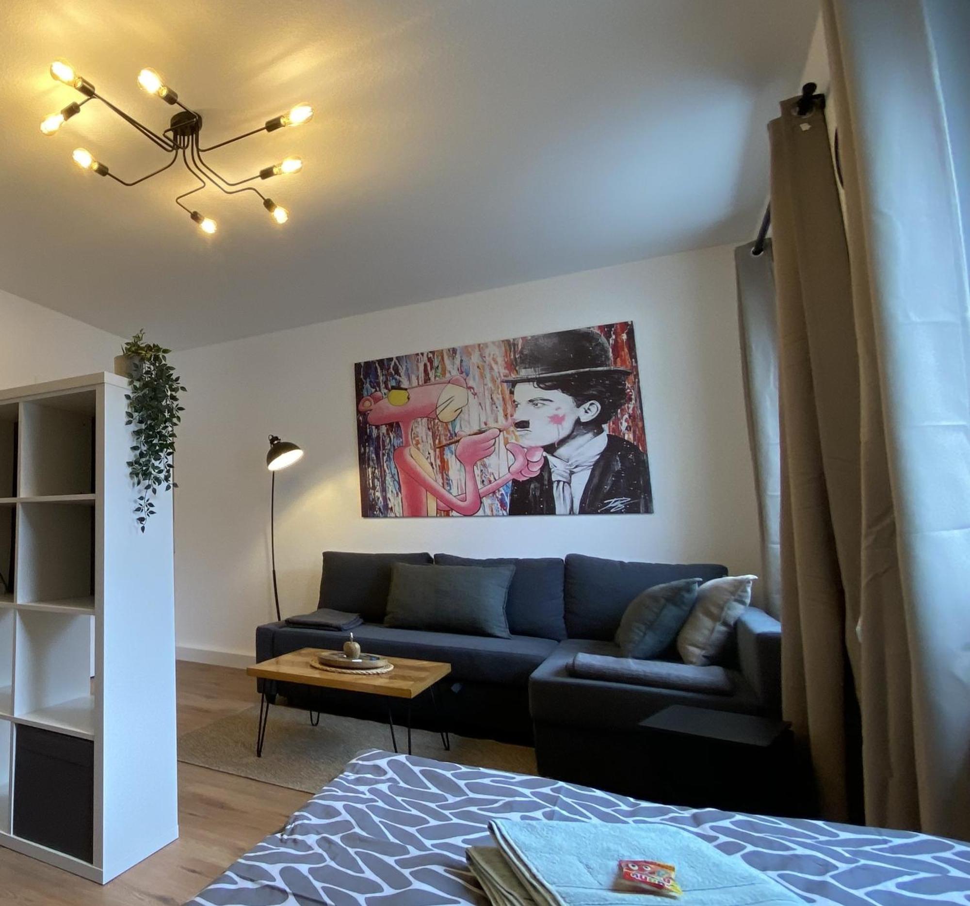 Charlie , Solingen Mitte, Ferien/Messe Wohnung Fuer Bis Zu 5 Personen Kültér fotó